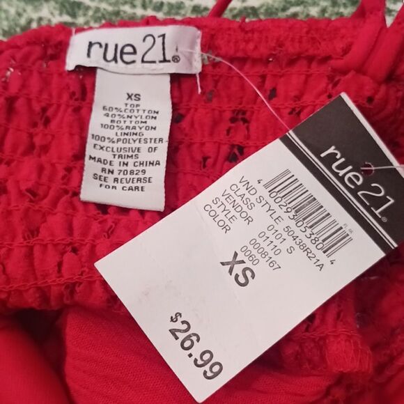 RUE 21 Red strappy peekaboo lace V neck ruffle hemline mini dress size XS n boho - Picture 11 of 12